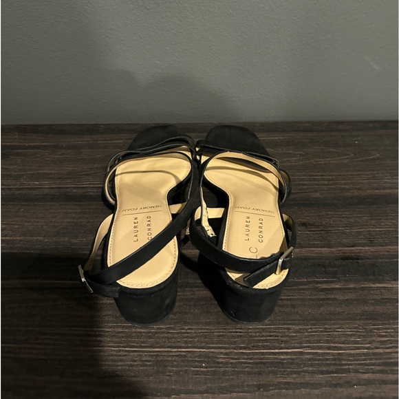 Black low heel sandal - Picture 5 of 8